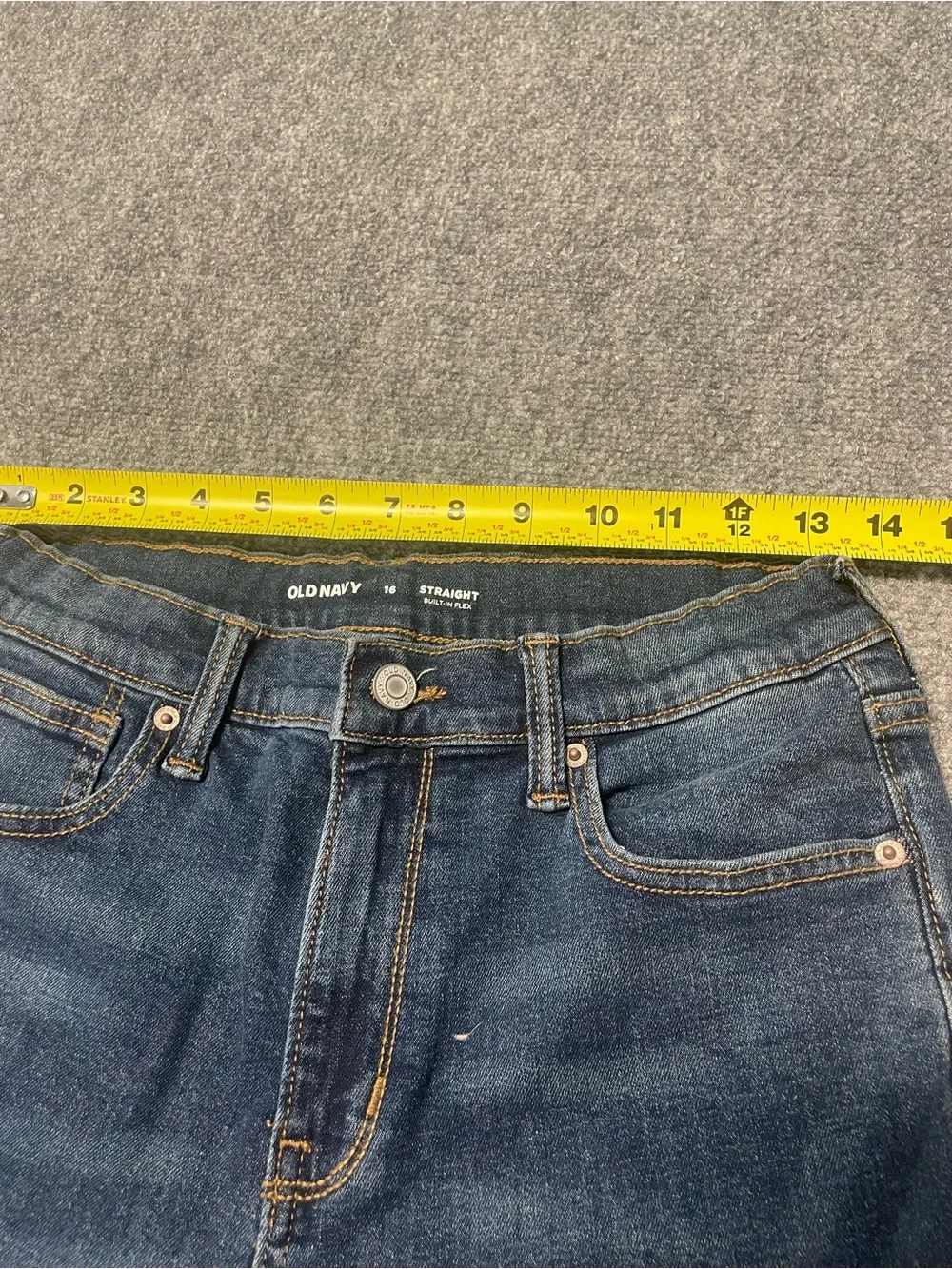Old Navy Straight Built-In Flex Jeans in Dark Blue with Tan Stitching
